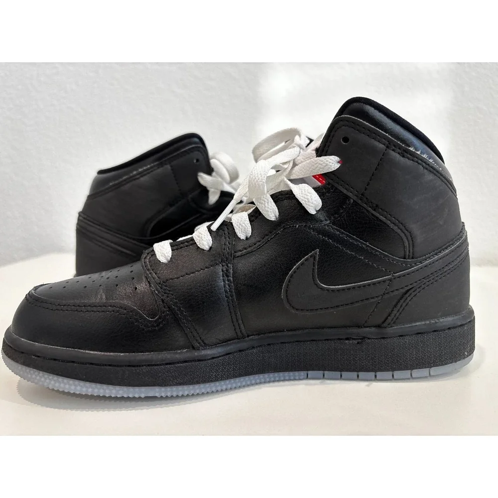 Nike Air Jordan 1 Mid 6.5Y Black On Black Youth GS Womens 8 Retro Sneakers - Picture 5 of 13